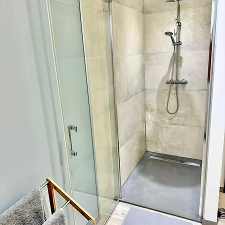 בית הארחה Pour 2 Au Calme Climatisee